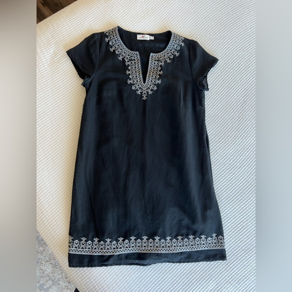 Vineyard Vines Black Dress with White Embroidery